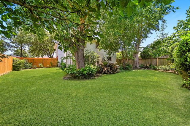 3626 Fiddlers Green Drive, Houston, TX 77082