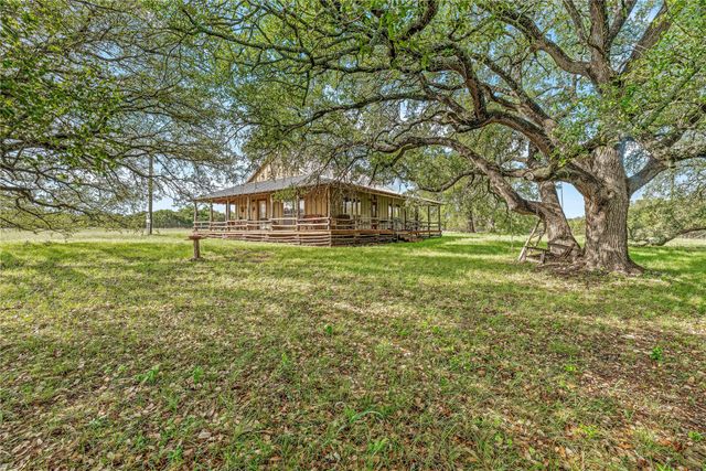 1333 Private Road 2120, Meridian, TX 76665