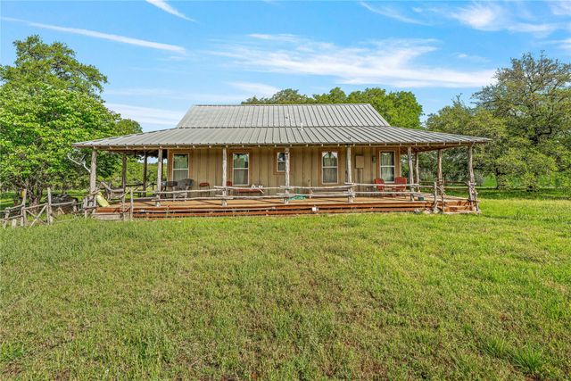 1333 Private Road 2120, Meridian, TX 76665