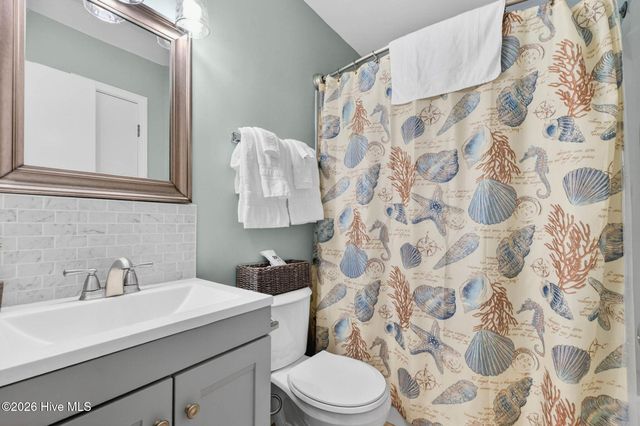 115 Carolina Beach Avenue S Unit 301, Carolina Beach, NC 28428