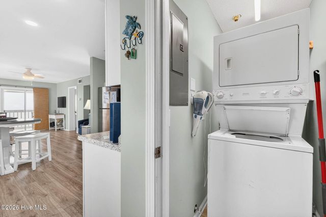 115 Carolina Beach Avenue S Unit 301, Carolina Beach, NC 28428