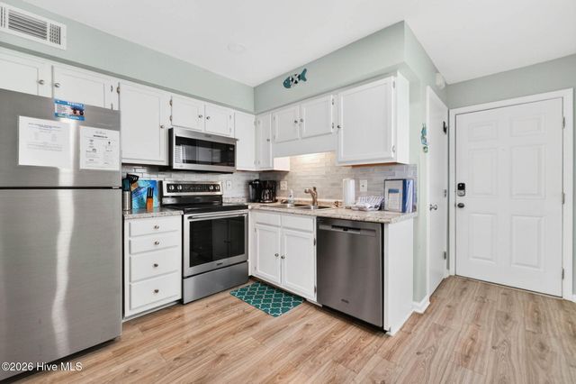115 Carolina Beach Avenue S Unit 301, Carolina Beach, NC 28428