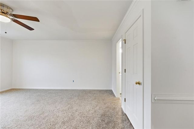 104 Camden Way Apt G, Yorktown, VA 23693