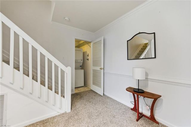 104 Camden Way Apt G, Yorktown, VA 23693