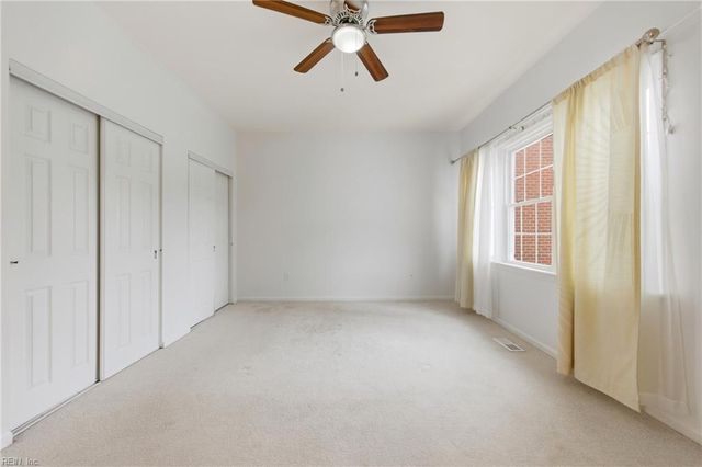 104 Camden Way Apt G, Yorktown, VA 23693