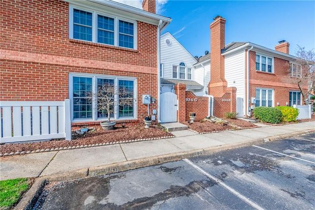 104 Camden Way Apt G, Yorktown, VA 23693