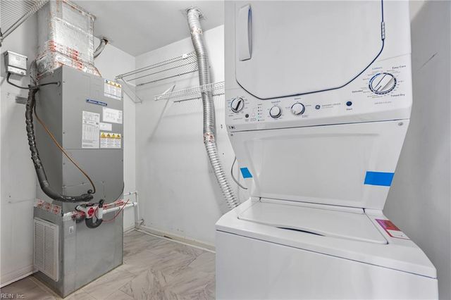 104 Camden Way Apt G, Yorktown, VA 23693