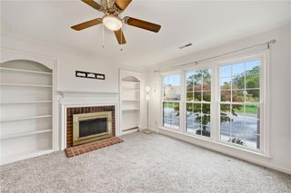 104 Camden Way Apt G, Yorktown, VA 23693