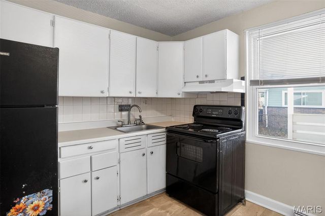 9710 Lanier Drive, Moline Acres, MO 63136