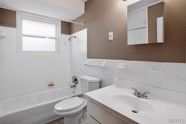 9710 Lanier Drive, Moline Acres, MO 63136