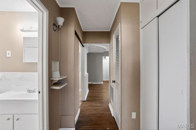 9710 Lanier Drive, Moline Acres, MO 63136