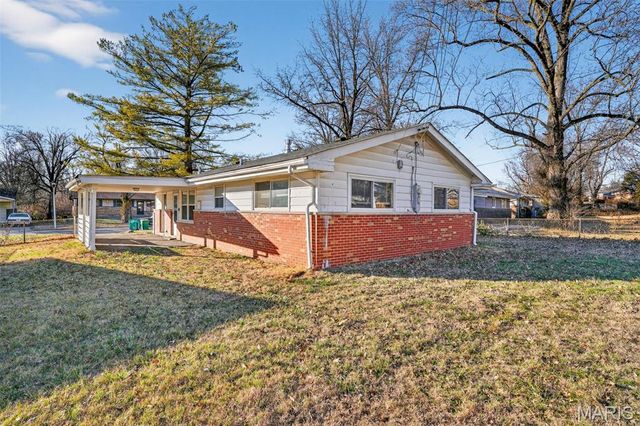 9710 Lanier Drive, Moline Acres, MO 63136