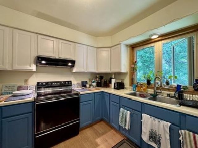 703 Meadowview Lane, Lodi, WI 53555