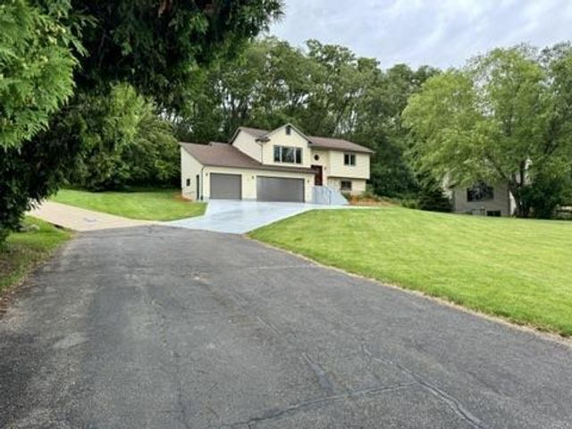 703 Meadowview Lane, Lodi, WI 53555