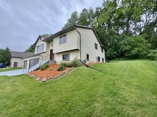 703 Meadowview Lane, Lodi, WI 53555