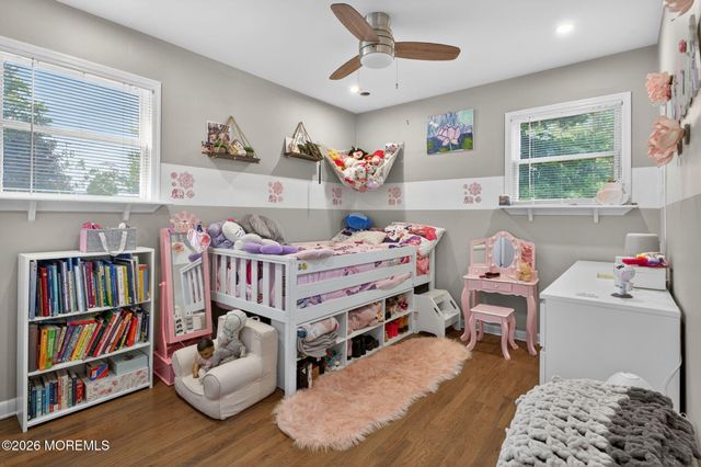32 Brookside Drive, Howell, NJ 07731