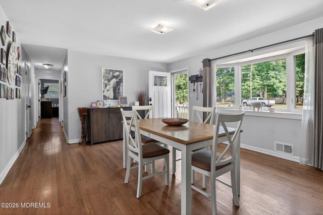 32 Brookside Drive, Howell, NJ 07731