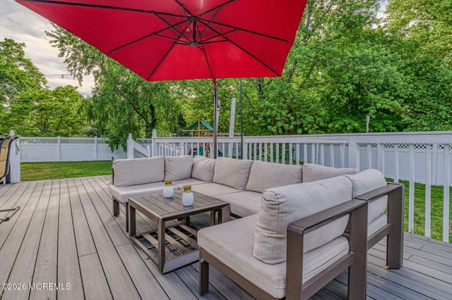 32 Brookside Drive, Howell, NJ 07731