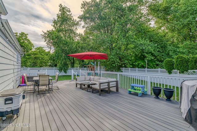 32 Brookside Drive, Howell, NJ 07731