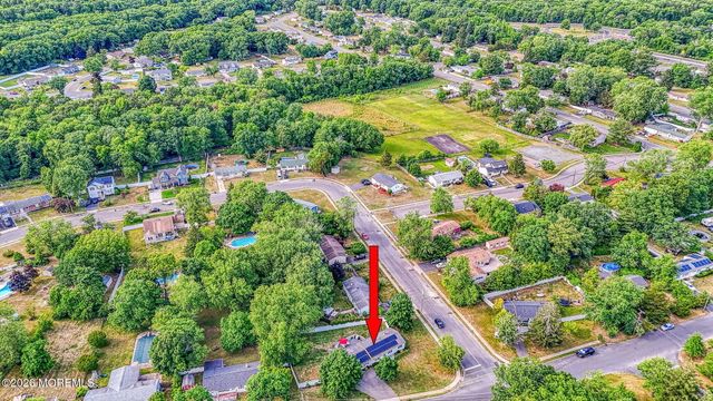 32 Brookside Drive, Howell, NJ 07731