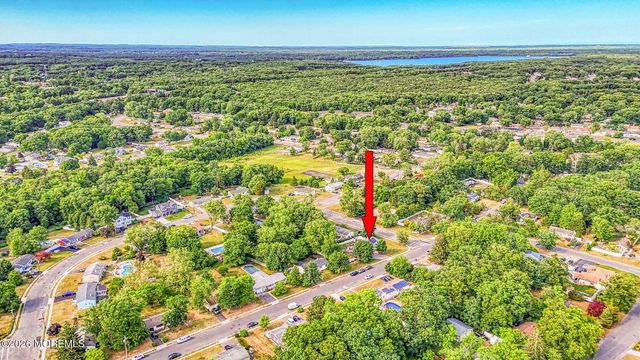 32 Brookside Drive, Howell, NJ 07731