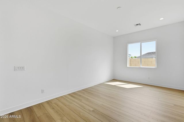 10734 N MCKINNEY Street, Surprise, AZ 85388