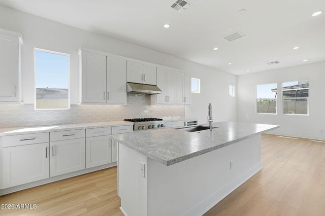 10734 N MCKINNEY Street, Surprise, AZ 85388