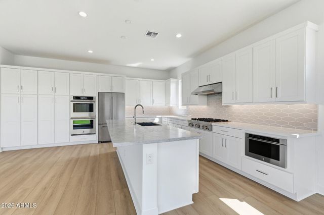 10734 N MCKINNEY Street, Surprise, AZ 85388