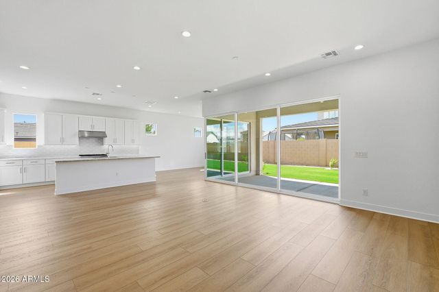 10734 N MCKINNEY Street, Surprise, AZ 85388