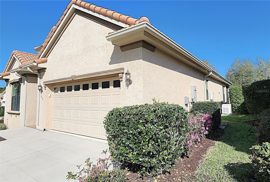 Image 5 of property listing at 1771 W LAUREL GLEN PATH, Hernando, FL 34442