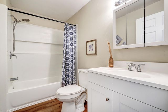 202 Garcia Street NE, Albuquerque, NM 87123
