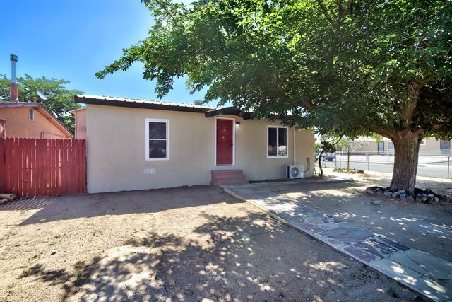 202 Garcia Street NE, Albuquerque, NM 87123