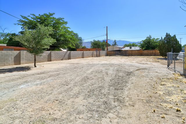 202 Garcia Street NE, Albuquerque, NM 87123