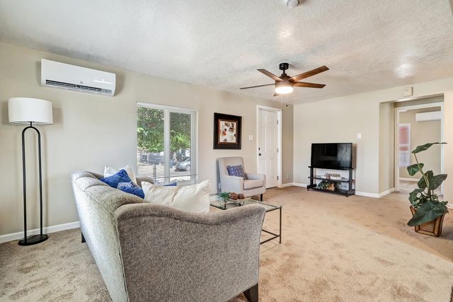 202 Garcia Street NE, Albuquerque, NM 87123