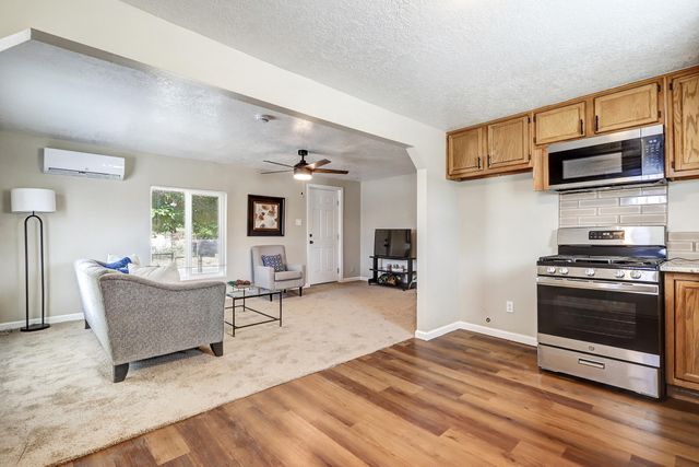 202 Garcia Street NE, Albuquerque, NM 87123