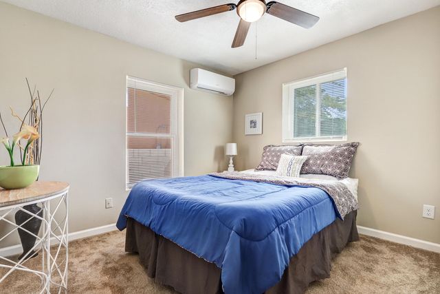 202 Garcia Street NE, Albuquerque, NM 87123