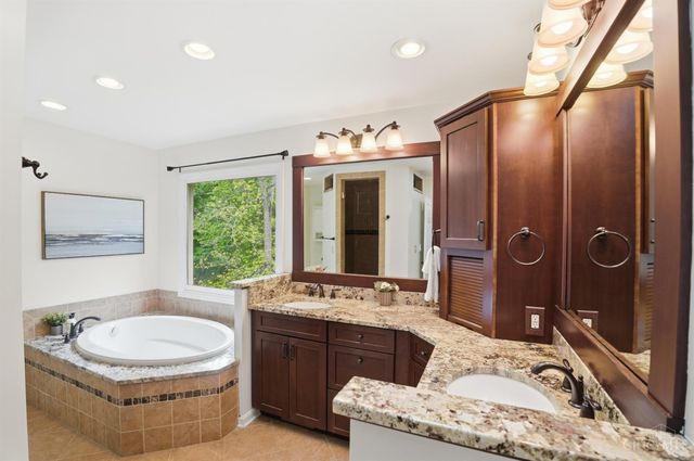 7211 Anderson Woods Drive, Cincinnati, OH 45244