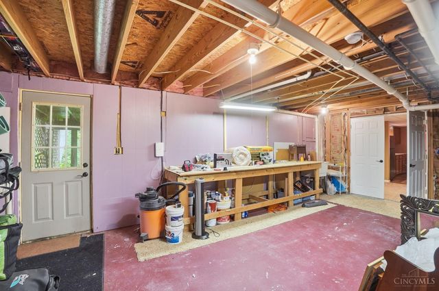 7211 Anderson Woods Drive, Cincinnati, OH 45244