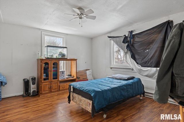 922 - 924 N 4TH Street, Springfield, IL 62702