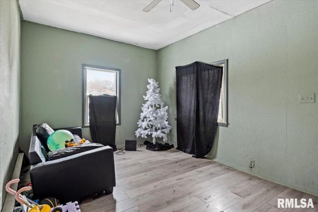 922 - 924 N 4TH Street, Springfield, IL 62702