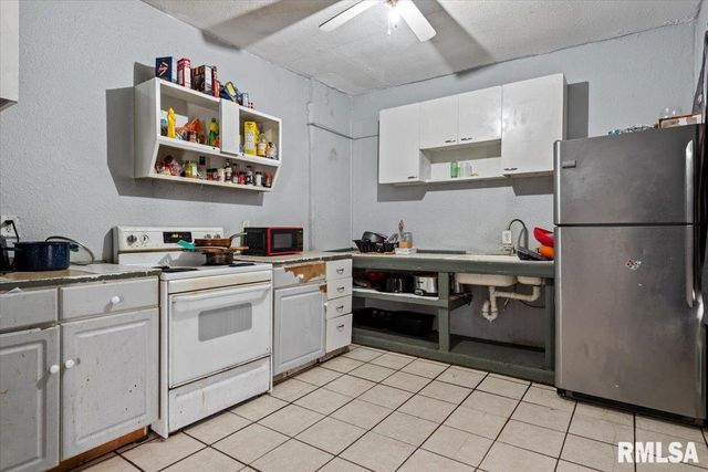 922 - 924 N 4TH Street, Springfield, IL 62702