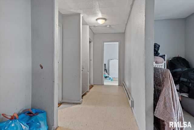 922 - 924 N 4TH Street, Springfield, IL 62702