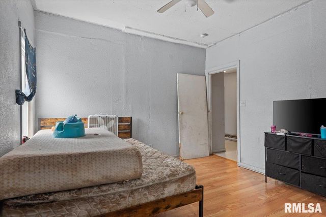 922 - 924 N 4TH Street, Springfield, IL 62702