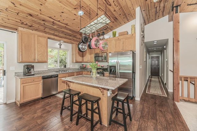 40975 Cold Springs Lane, Shaver Lake, CA 93664