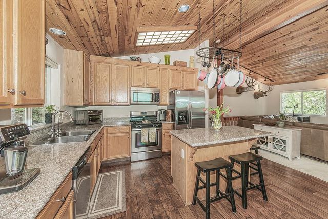 40975 Cold Springs Lane, Shaver Lake, CA 93664