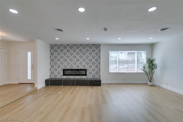 1590 Raindance Way, Las Vegas, NV 89169