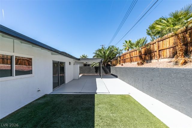 1590 Raindance Way, Las Vegas, NV 89169