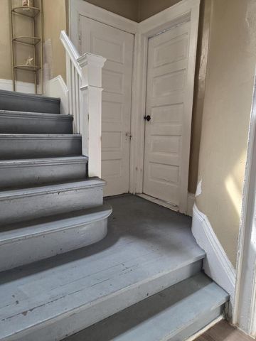 1525 N 39th STREET, Milwaukee, WI 53208