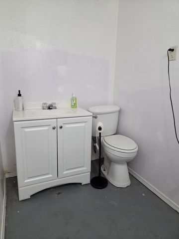 1525 N 39th STREET, Milwaukee, WI 53208