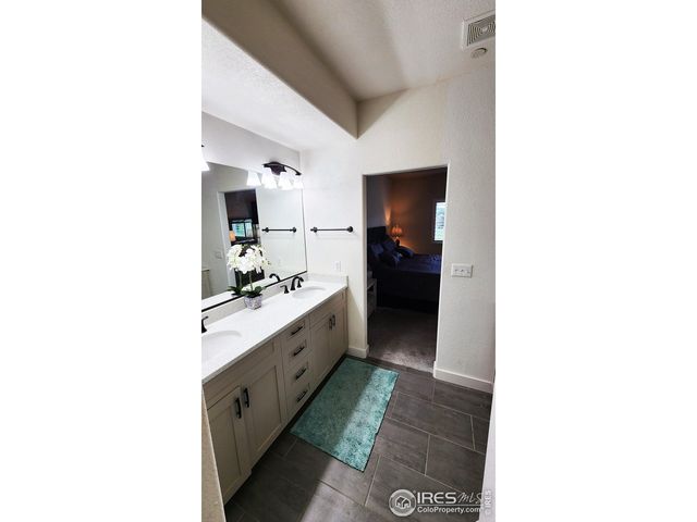 451 Clubhouse Ct, Loveland, CO 80537